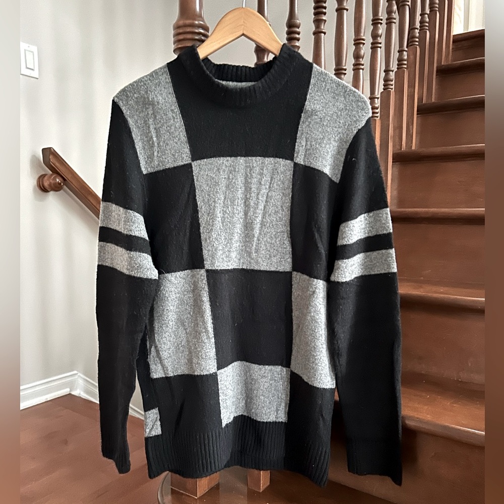 Art of rhetoric women’s wool blend sweater size M